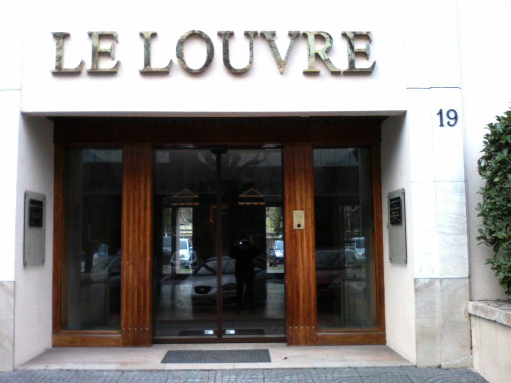 Appartement Le Louvre Dijon Bagian luar foto