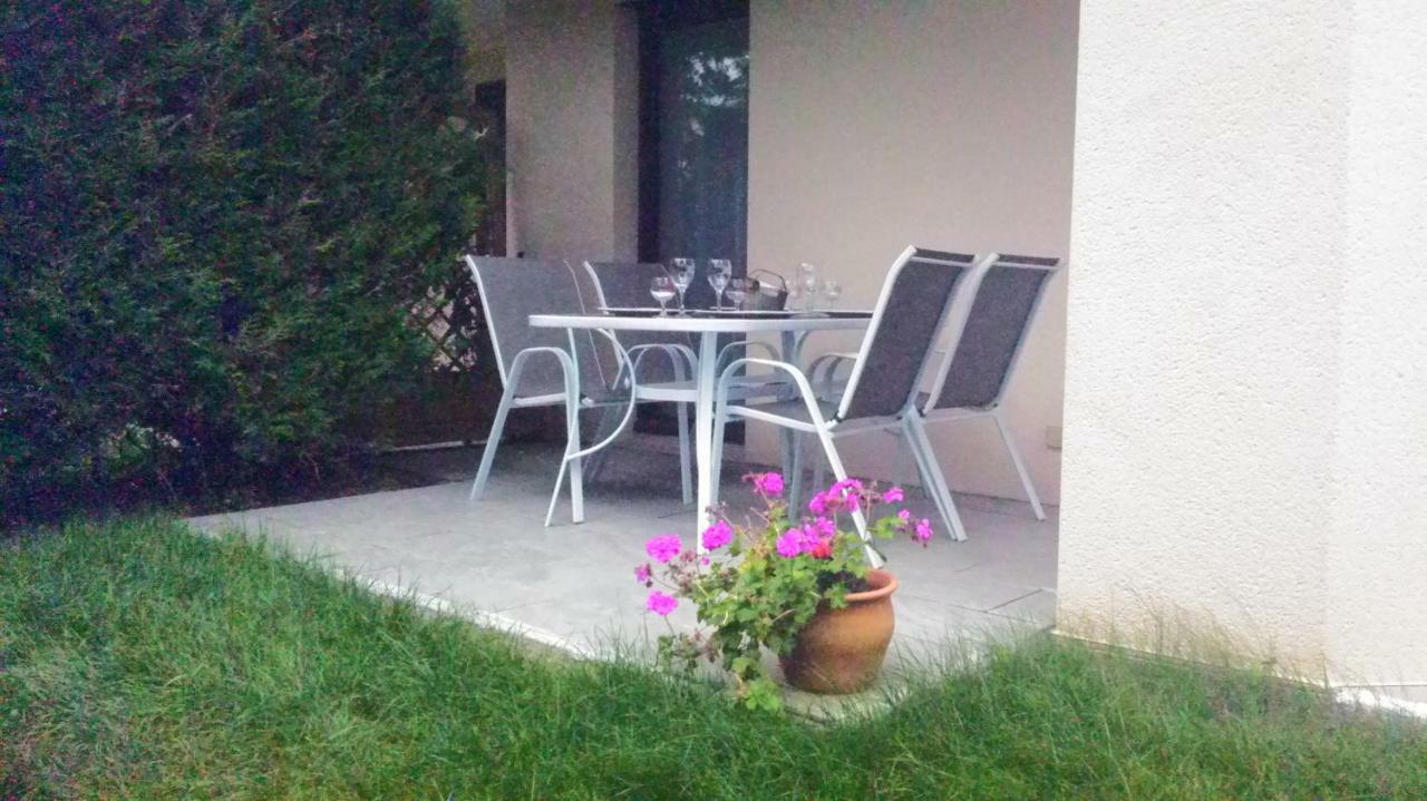 Appartement Le Louvre Dijon Bagian luar foto